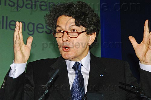 EuroMoney2005_251.jpg