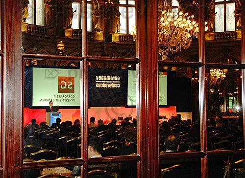 EuroMoney2005_621.jpg