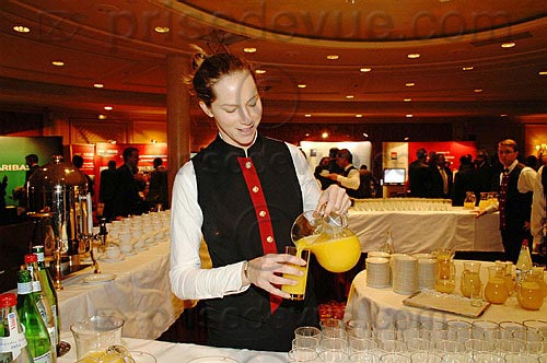 EuroMoney2005_714.jpg