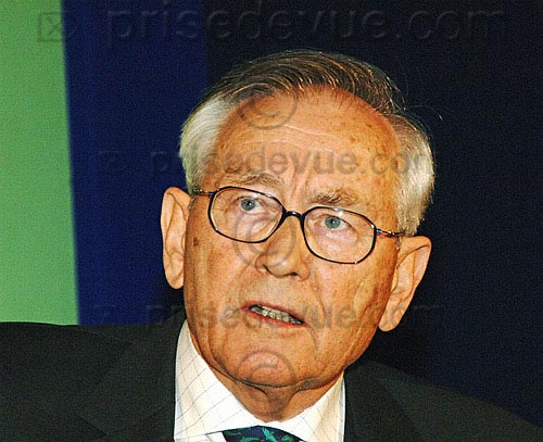 EuroMoney2005_821.jpg
