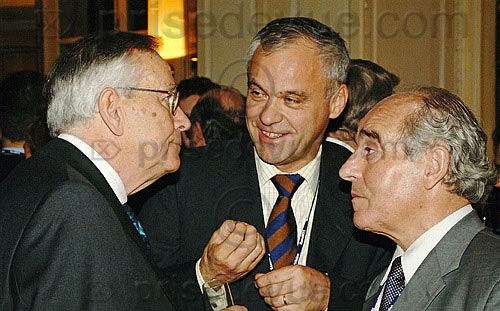 EuroMoney2005_931.jpg