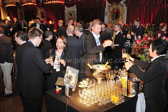 Euromoney_082