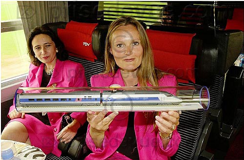 TGV009.jpg